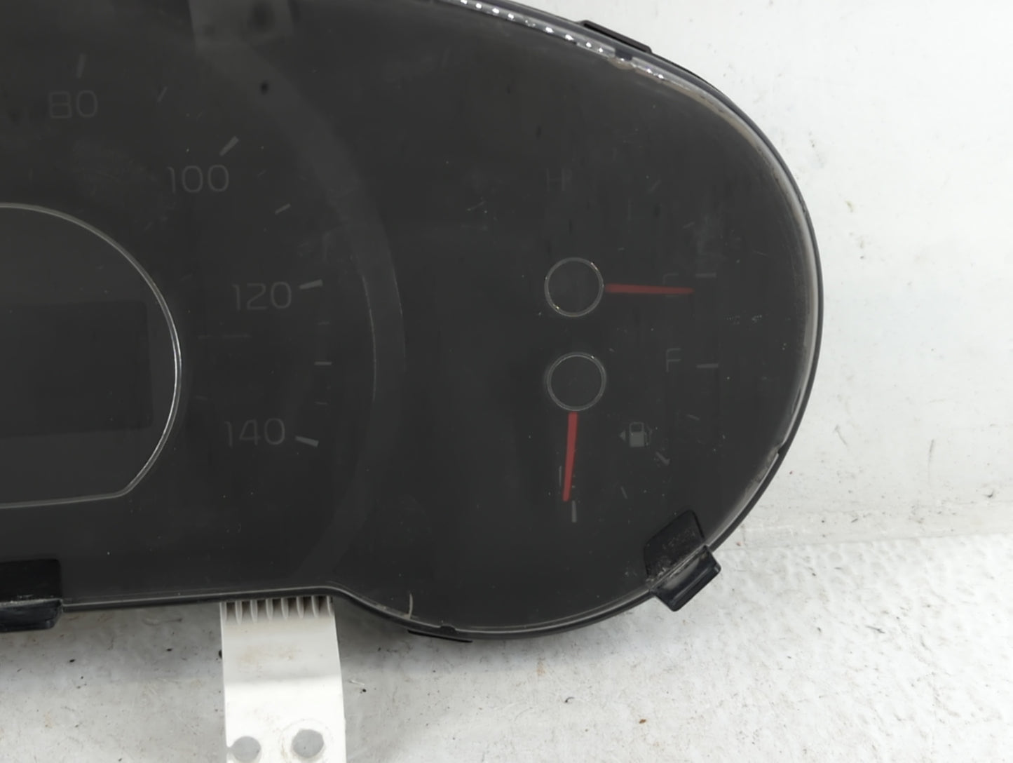 2016 Kia Soul Instrument Cluster Speedometer Gauges P/N:94006-B2630 Fits OEM Used Auto Parts - Oemusedautoparts1.com