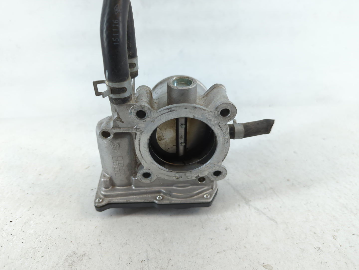 2012-2019 Kia Soul Throttle Body P/N:35100-2B300 Fits Fits 2012 2013 2014 2015 2016 2017 2018 2019 OEM Used Auto Parts - Oem