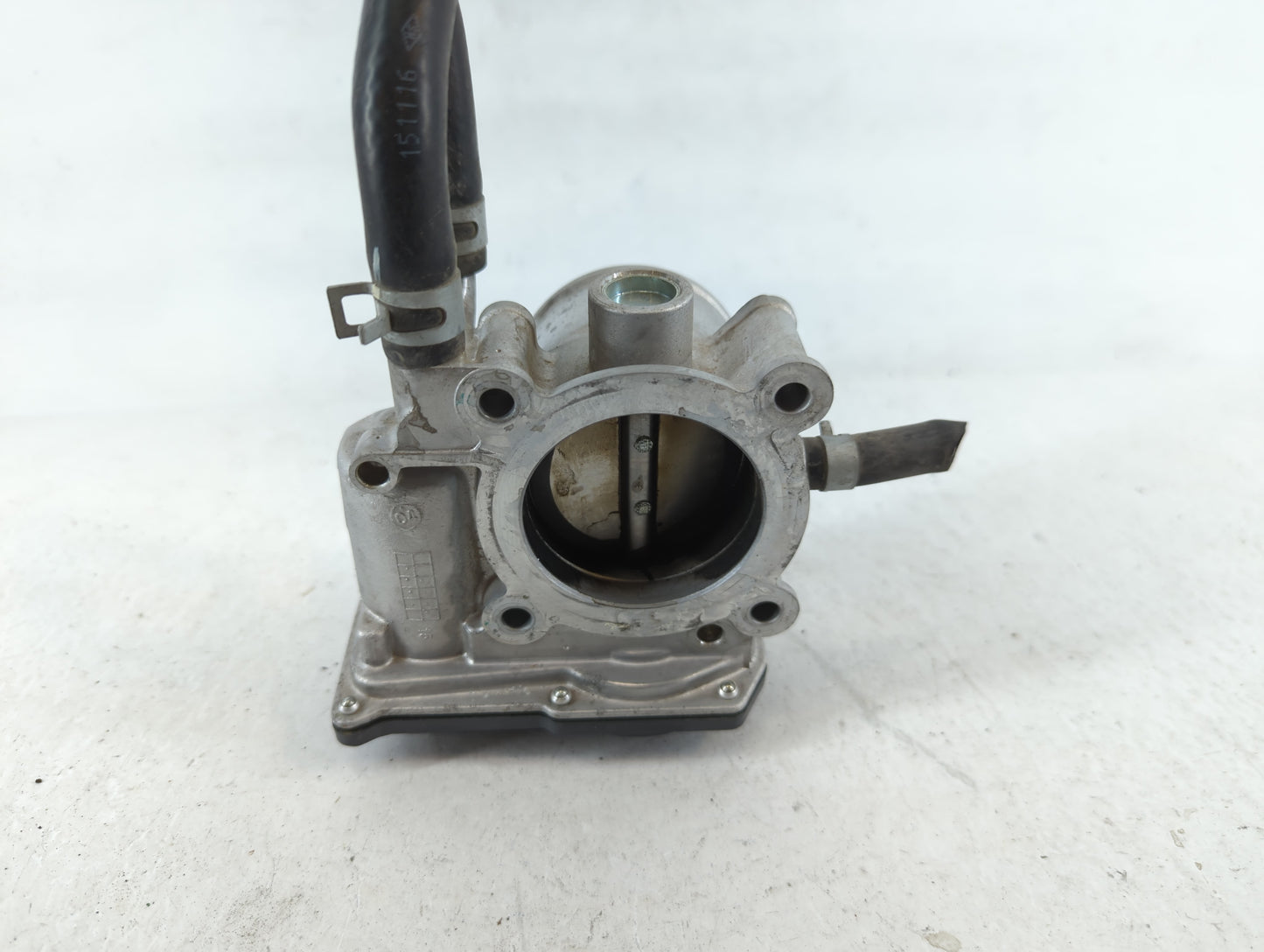 2012-2019 Kia Soul Throttle Body P/N:35100-2B300 Fits Fits 2012 2013 2014 2015 2016 2017 2018 2019 OEM Used Auto Parts - Oem