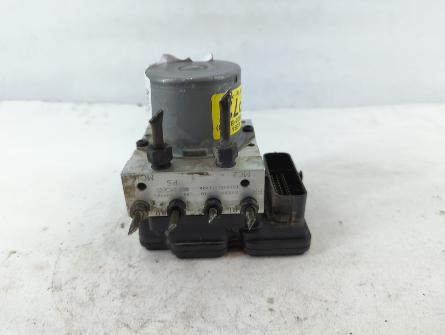 2015-2019 Kia Soul ABS Pump Control Module Replacement P/N:58900-B2720 Fits Fits 2015 2016 2017 2018 2019 OEM Used Auto Part