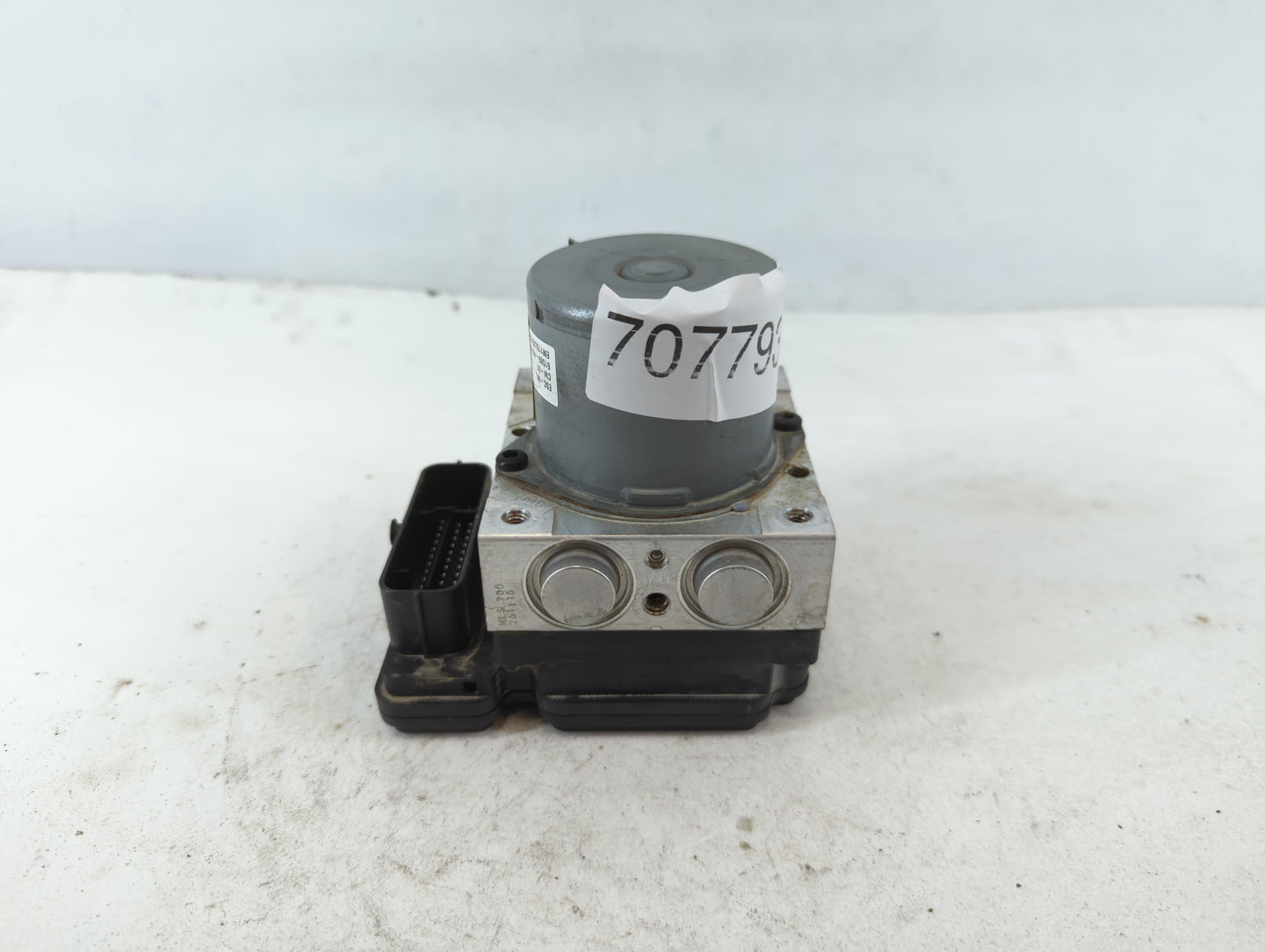2015-2019 Kia Soul ABS Pump Control Module Replacement P/N:58900-B2720 Fits Fits 2015 2016 2017 2018 2019 OEM Used Auto Part