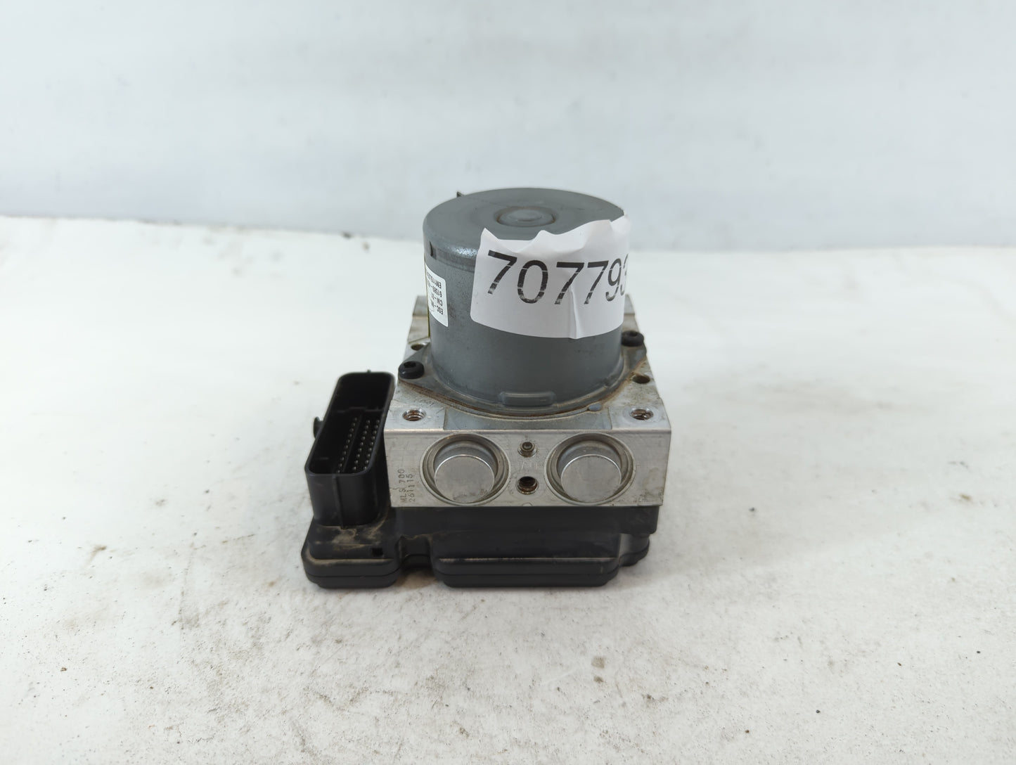 2015-2019 Kia Soul ABS Pump Control Module Replacement P/N:58900-B2720 Fits Fits 2015 2016 2017 2018 2019 OEM Used Auto Part