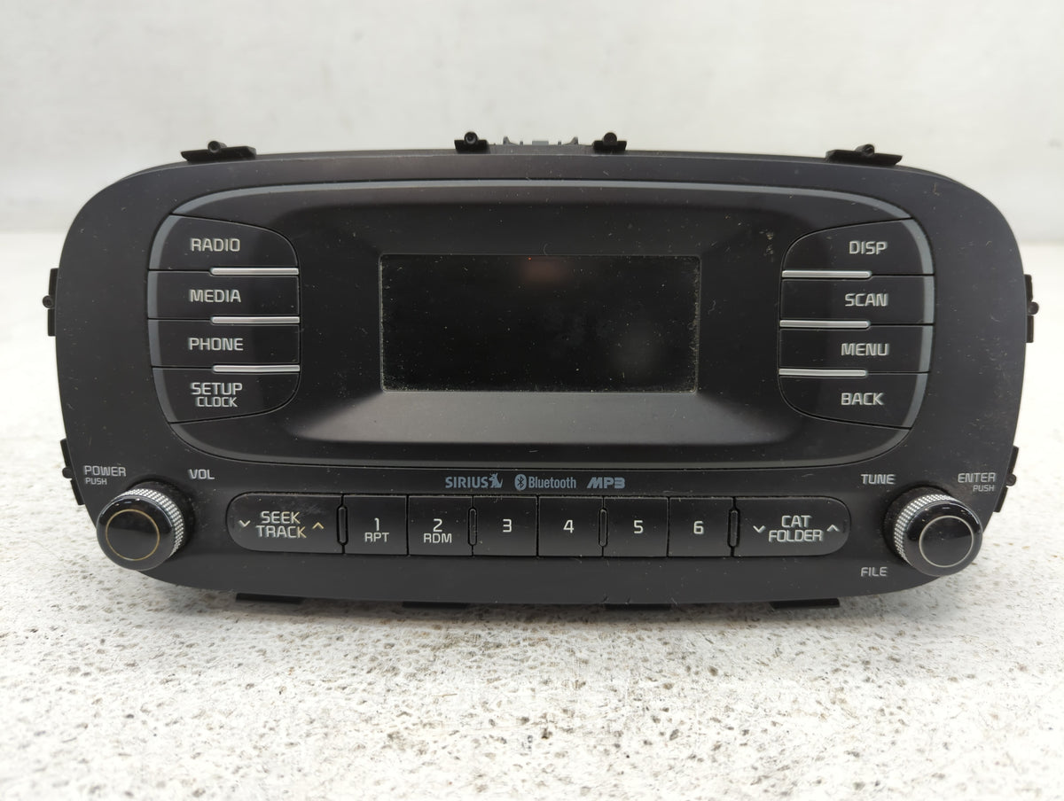 2015-2016 Kia Soul Am Fm Cd Player Radio Receiver 713194 - Oemusedautoparts1.com