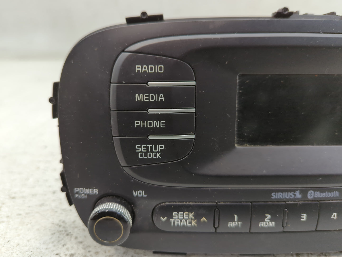 2015-2016 Kia Soul Am Fm Cd Player Radio Receiver - Oemusedautoparts1.com