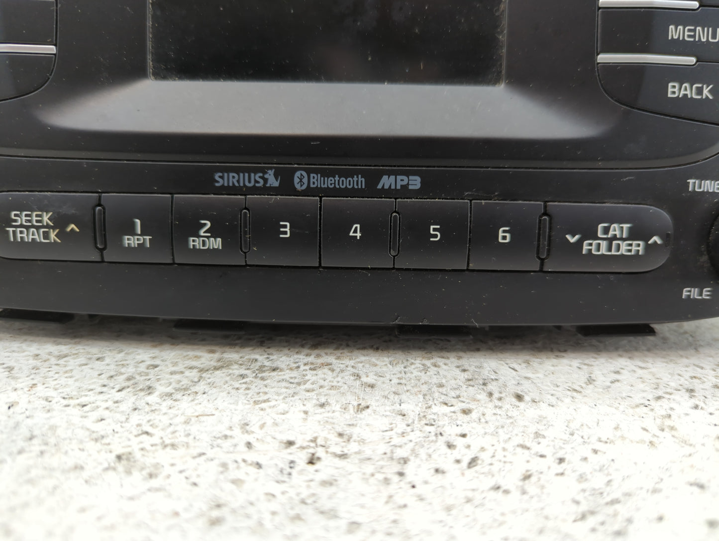 2015-2016 Kia Soul Am Fm Cd Player Radio Receiver - Oemusedautoparts1.com