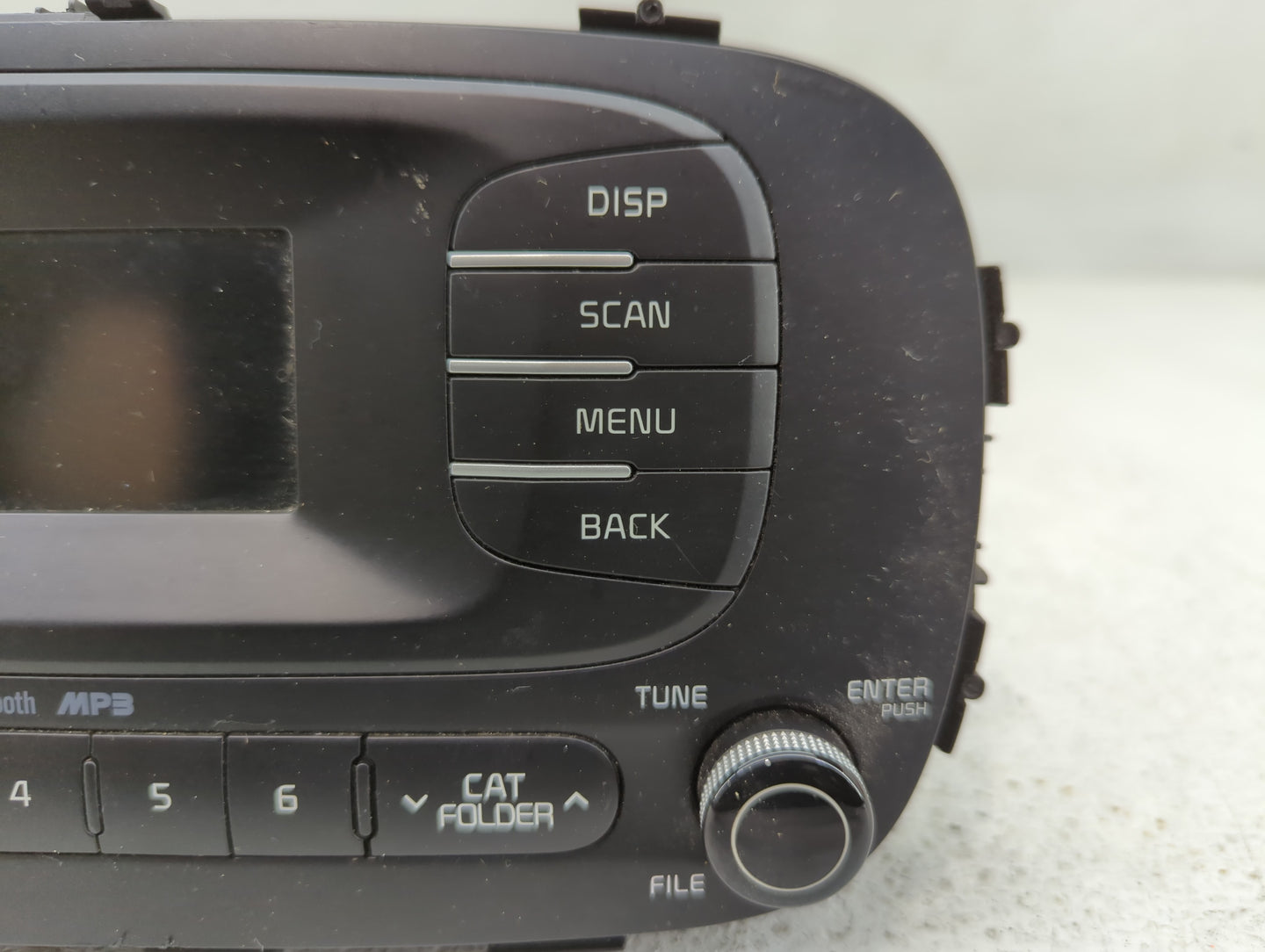 2015-2016 Kia Soul Am Fm Cd Player Radio Receiver - Oemusedautoparts1.com