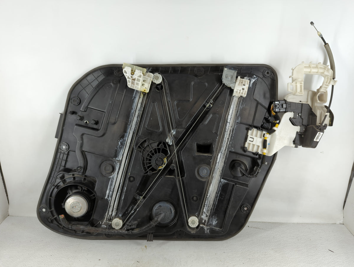 2014-2019 Kia Soul Used Window Regulator Passenger Front 724054 - Oemusedautoparts1.com