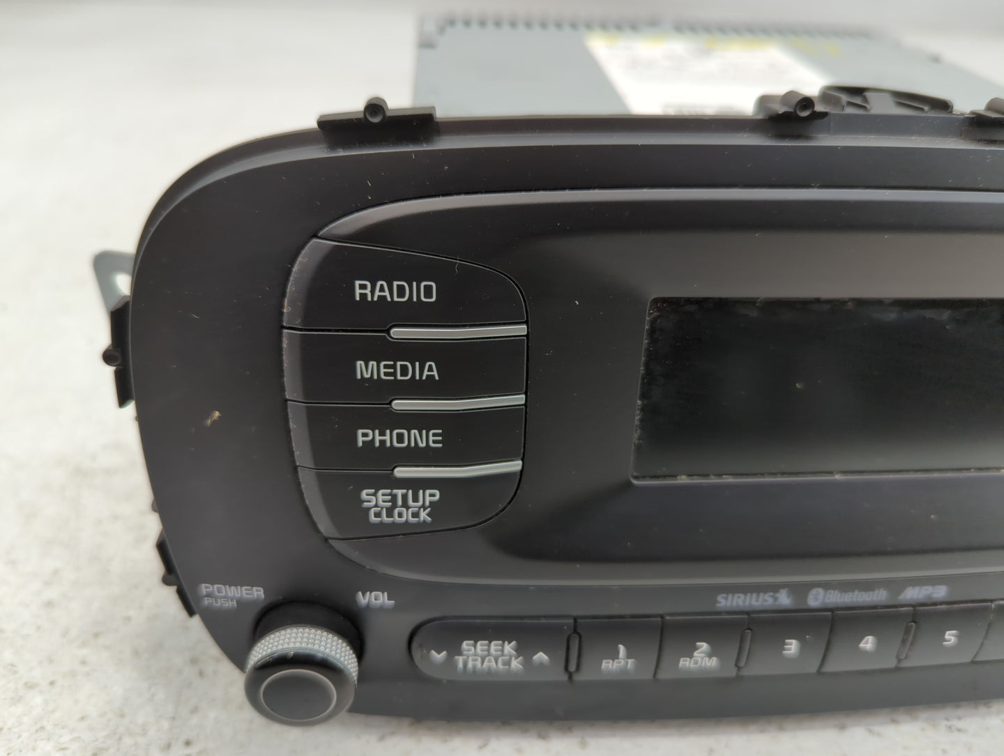 2014-2016 Kia Soul Am Fm Cd Player Radio Receiver - Oemusedautoparts1.com