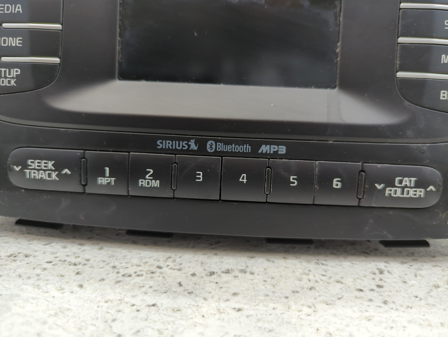 2014-2016 Kia Soul Am Fm Cd Player Radio Receiver - Oemusedautoparts1.com