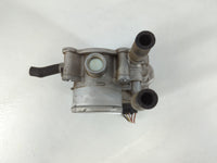 2012-2019 Kia Soul Throttle Body P/N:35100-2B300 Fits Fits 2012 2013 2014 2015 2016 2017 2018 2019 OEM Used Auto Parts - Oem