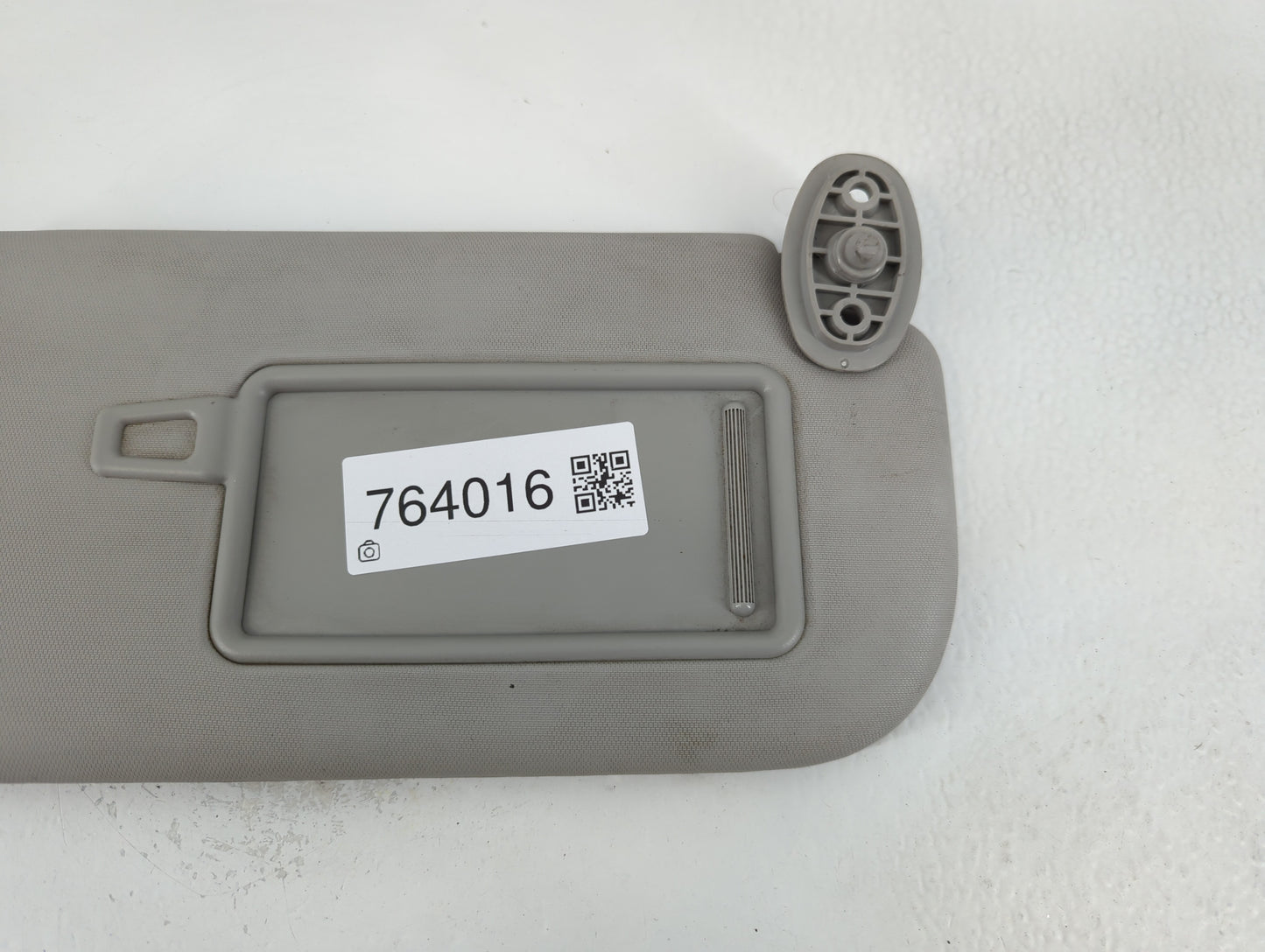 2014-2019 Kia Soul Sun Visor Shade Replacement Passenger Right Mirror Fits Fits 2014 2015 2016 2017 2018 2019 OEM Used Auto 
