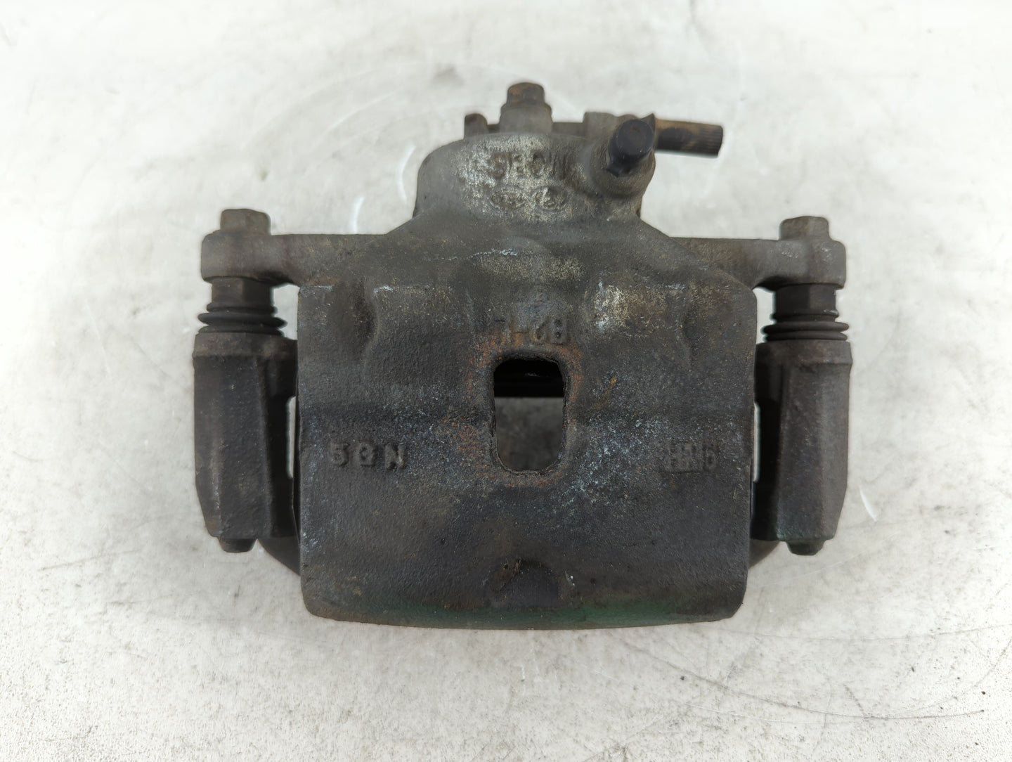 2014-2016 Kia Soul Front Driver Left Brake Caliper - Oemusedautoparts1.com
