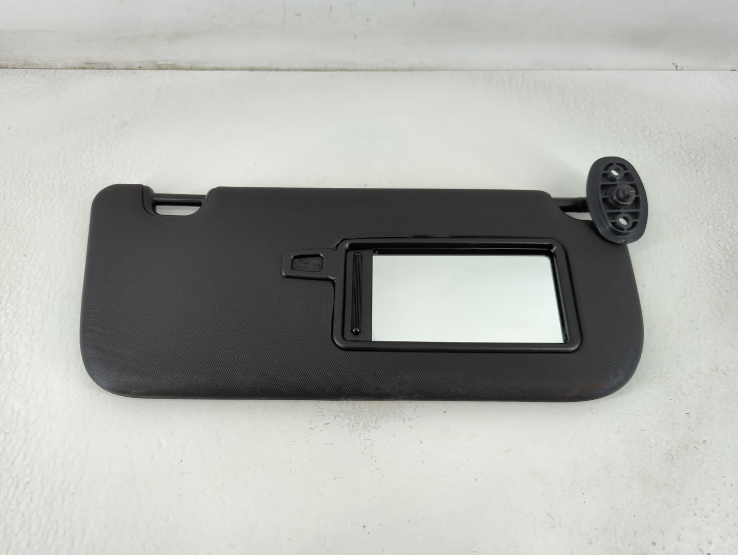 2014-2019 Kia Soul Sun Visor Shade Replacement Passenger Right Mirror Fits Fits 2014 2015 2016 2017 2018 2019 OEM Used Auto 