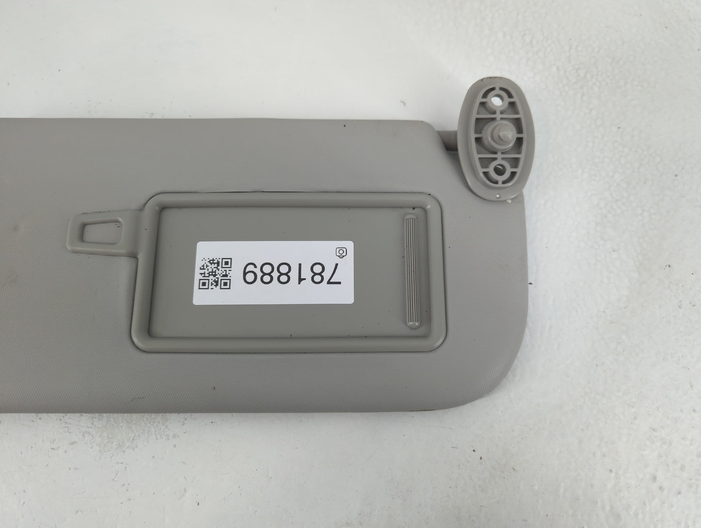 2014-2019 Kia Soul Sun Visor Shade Replacement Passenger Right Mirror Fits Fits 2014 2015 2016 2017 2018 2019 OEM Used Auto 