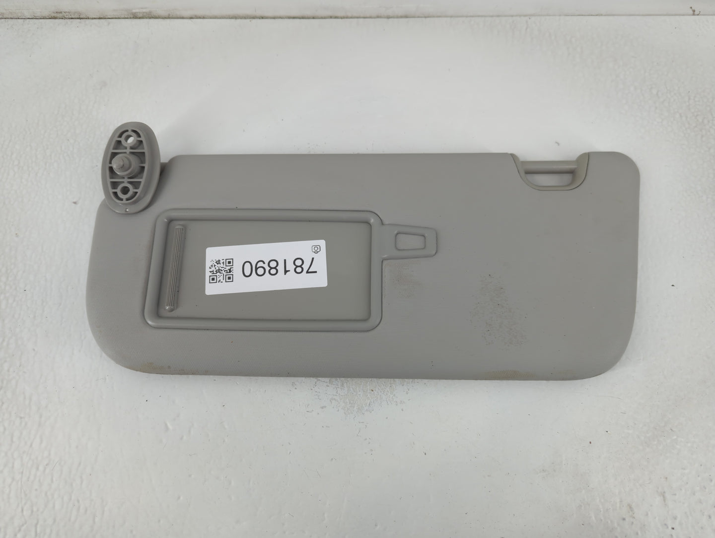 2014-2019 Kia Soul Sun Visor Shade Replacement Driver Left Mirror Fits Fits 2014 2015 2016 2017 2018 2019 OEM Used Auto Part