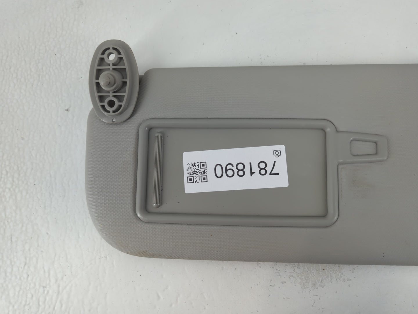 2014-2019 Kia Soul Sun Visor Shade Replacement Driver Left Mirror Fits Fits 2014 2015 2016 2017 2018 2019 OEM Used Auto Part