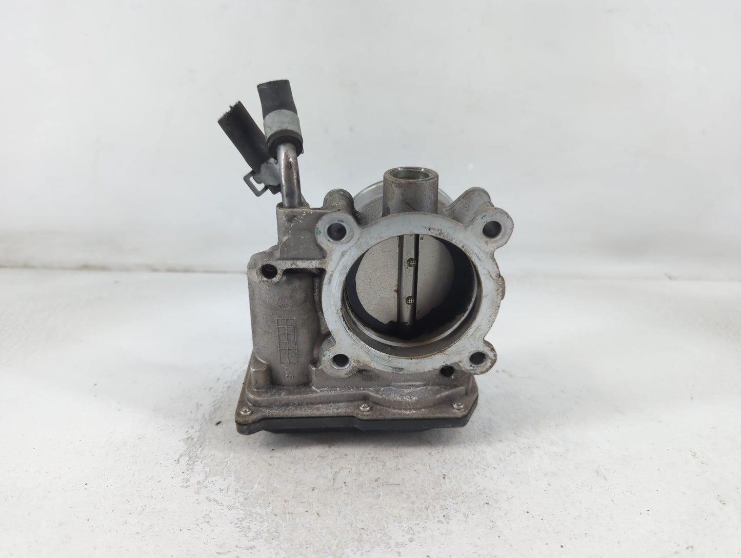 2014-2019 Kia Soul Throttle Body P/N:35100-2E000 Fits Fits 2011 2012 2013 2014 2015 2016 2017 2018 2019 2020 2021 OEM Used A