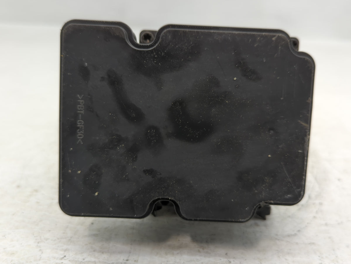 2016 Kia Soul Anti-Lock Brake ABS Pump Module Actuator OEM P/N:58900-B2720 Fits OEM Used Auto Parts - Oemusedautoparts1.com