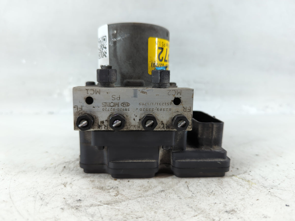2016 Kia Soul Anti-Lock Brake ABS Pump Module Actuator OEM P/N:58900-B2720 Fits OEM Used Auto Parts - Oemusedautoparts1.com
