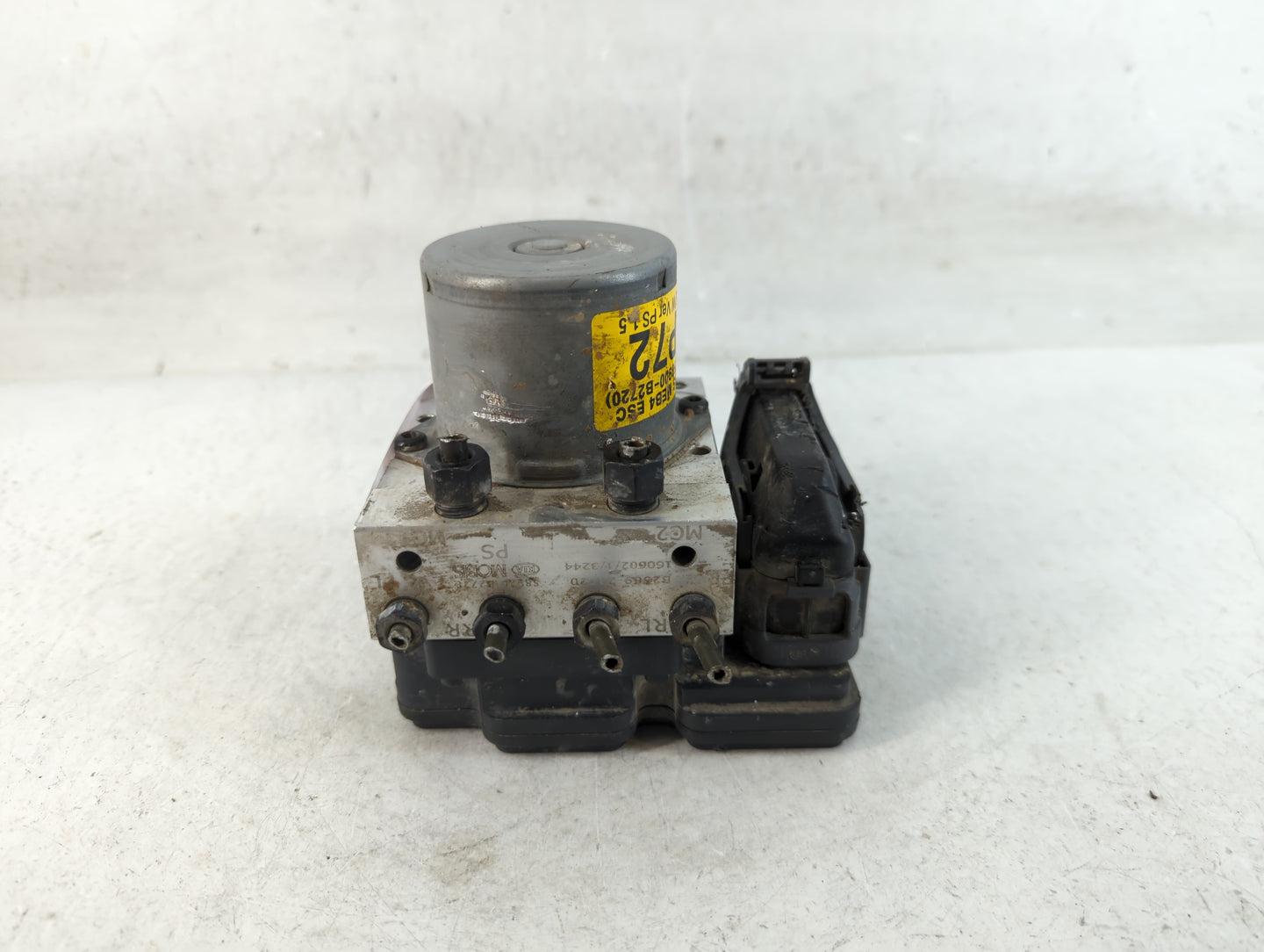 2016 Kia Soul ABS Pump Control Module Replacement P/N:61589-45200 Fits OEM Used Auto Parts - Oemusedautoparts1.com