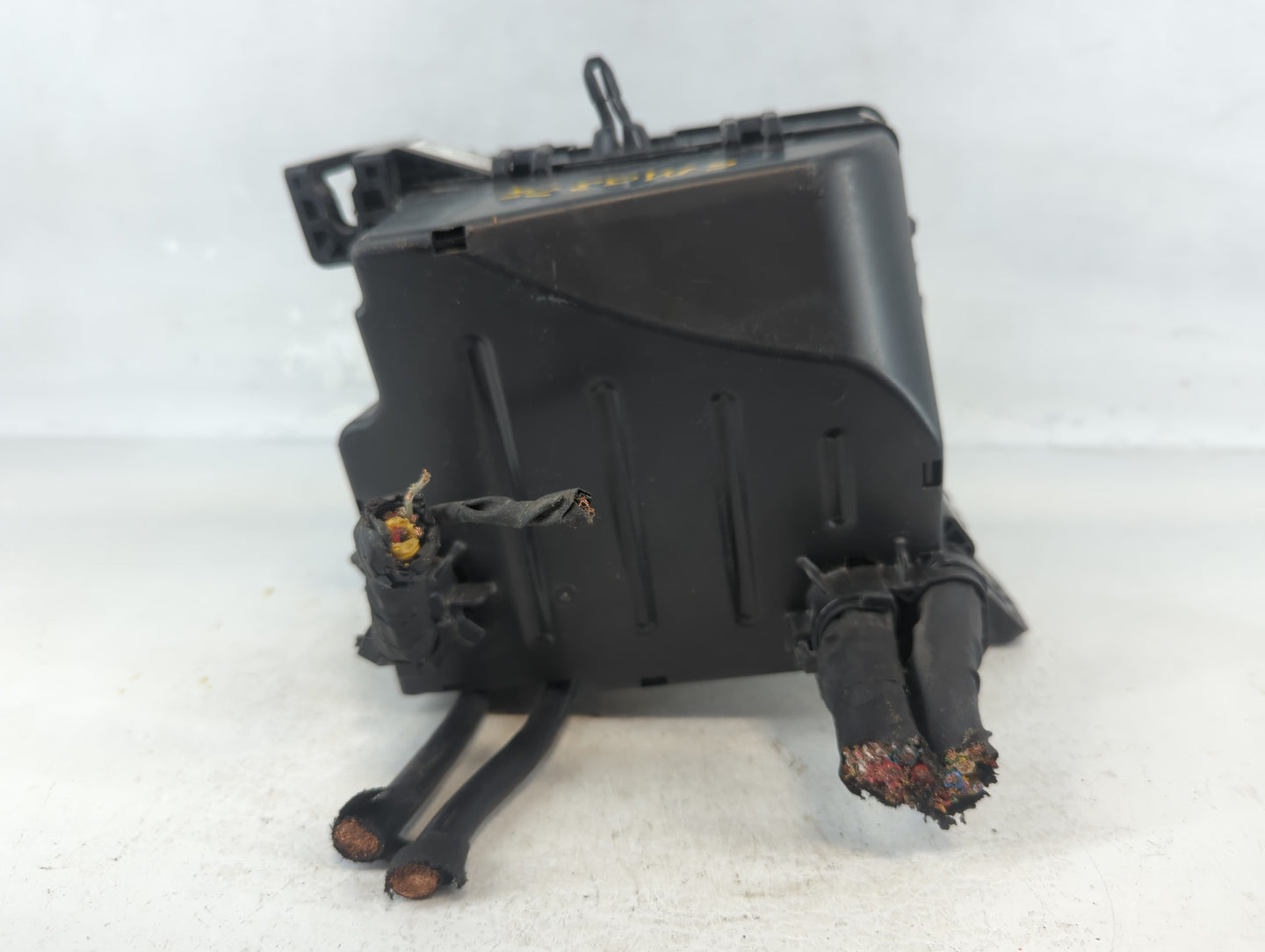 2016 Kia Soul Fusebox Fuse Box Panel Relay Module P/N:91950-B2280 Fits OEM Used Auto Parts - Oemusedautoparts1.com