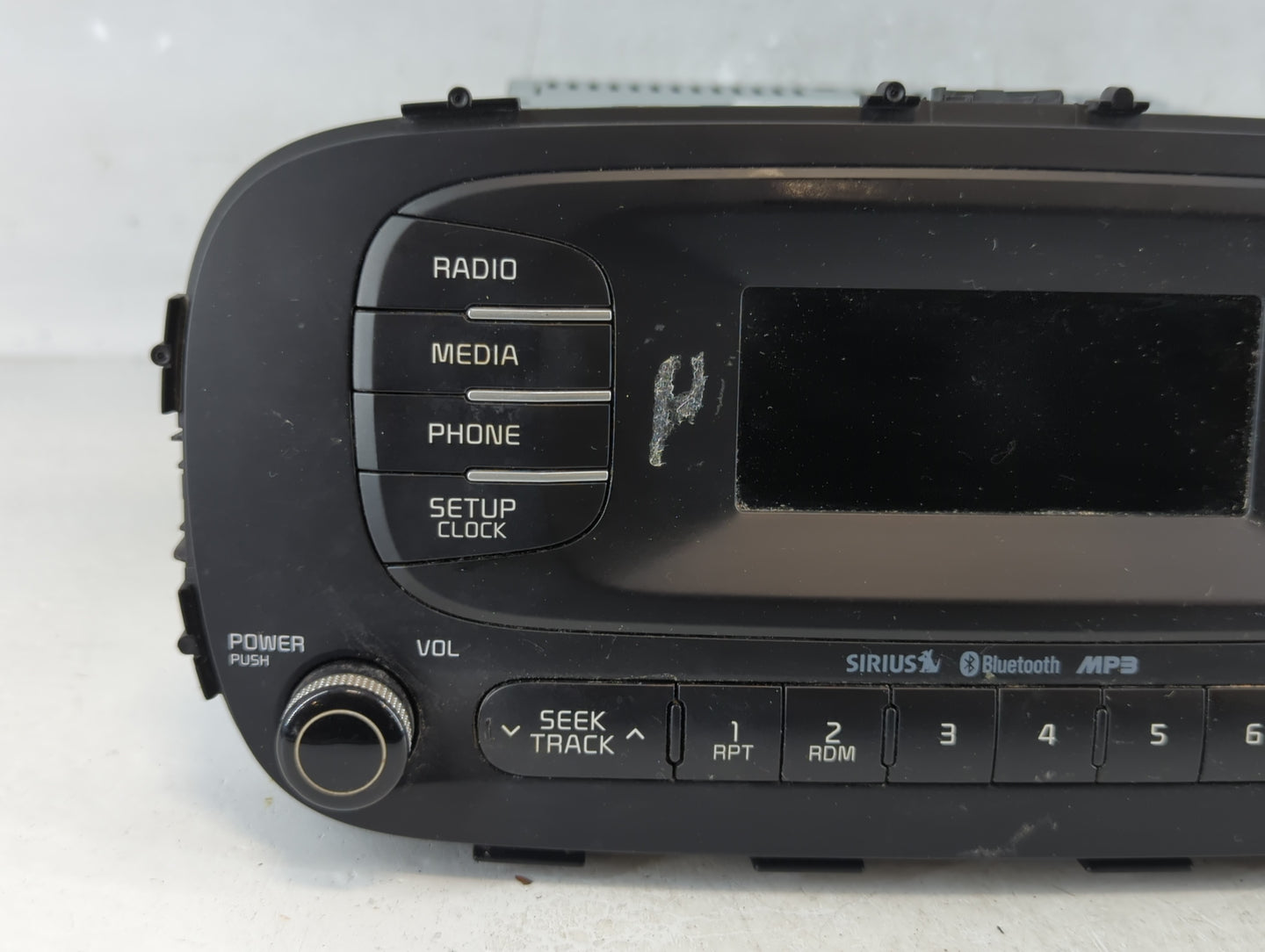 2014-2016 Kia Soul Radio AM FM Cd Player Receiver Replacement P/N:96170-B2090CA Fits Fits 2014 2015 2016 OEM Used Auto Parts