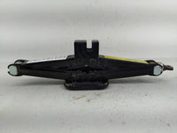 2016 Kia Sportage Spare Scissor Car Jack 1241647 - Oemusedautoparts1.com