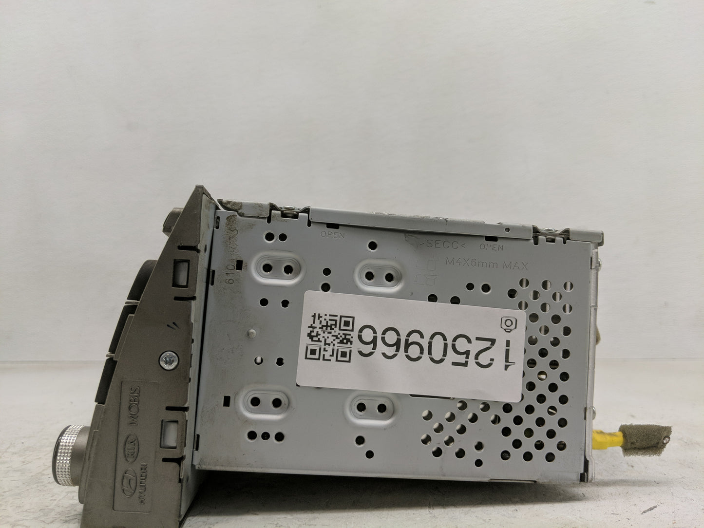 2014-2016 Kia Sportage Radio AM FM Cd Player Receiver Replacement P/N:96180-3W400DC9 Fits Fits 2014 2015 2016 OEM Used Auto 