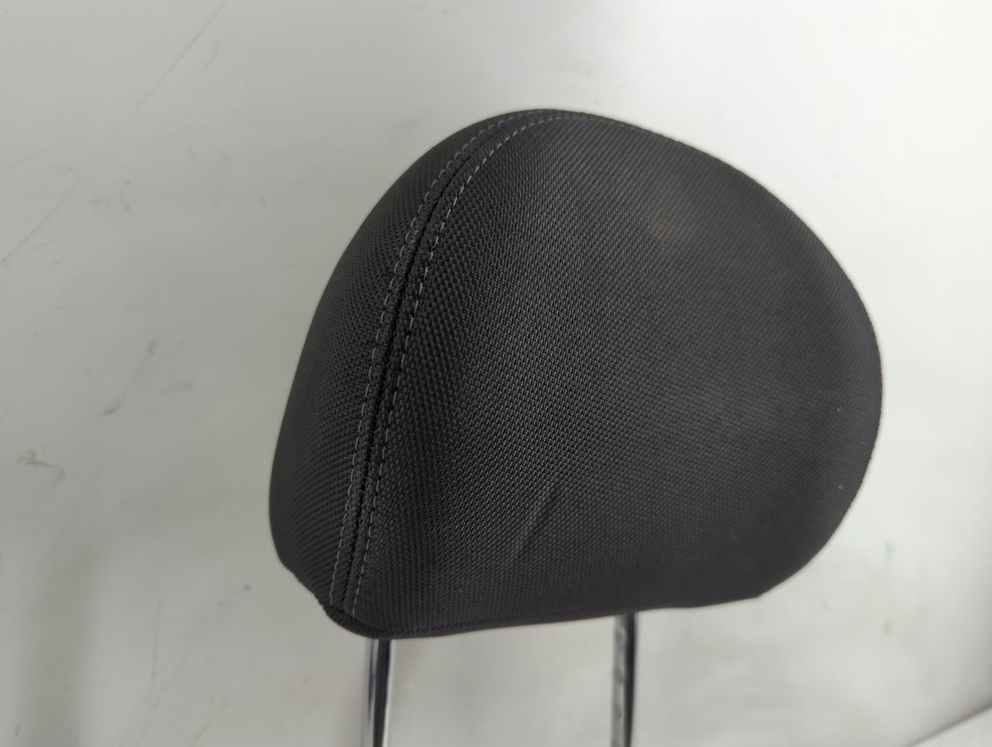 2016 Kia Sportage Headrest Head Rest Rear Seat Fits OEM Used Auto Parts - Oemusedautoparts1.com