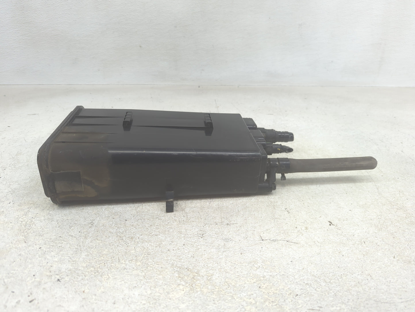 2016 Kia Sportage Fuel Vapor Charcoal Canister - Oemusedautoparts1.com