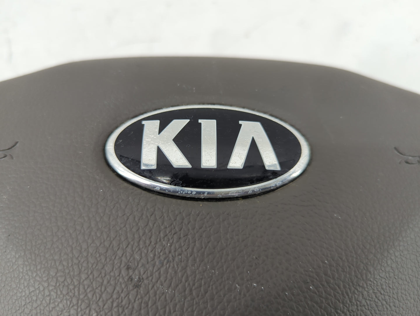 2013-2016 Kia Sportage Air Bag Driver Left Steering Wheel Mounted Fits Fits 2013 2014 2015 2016 OEM Used Auto Parts - Oemuse