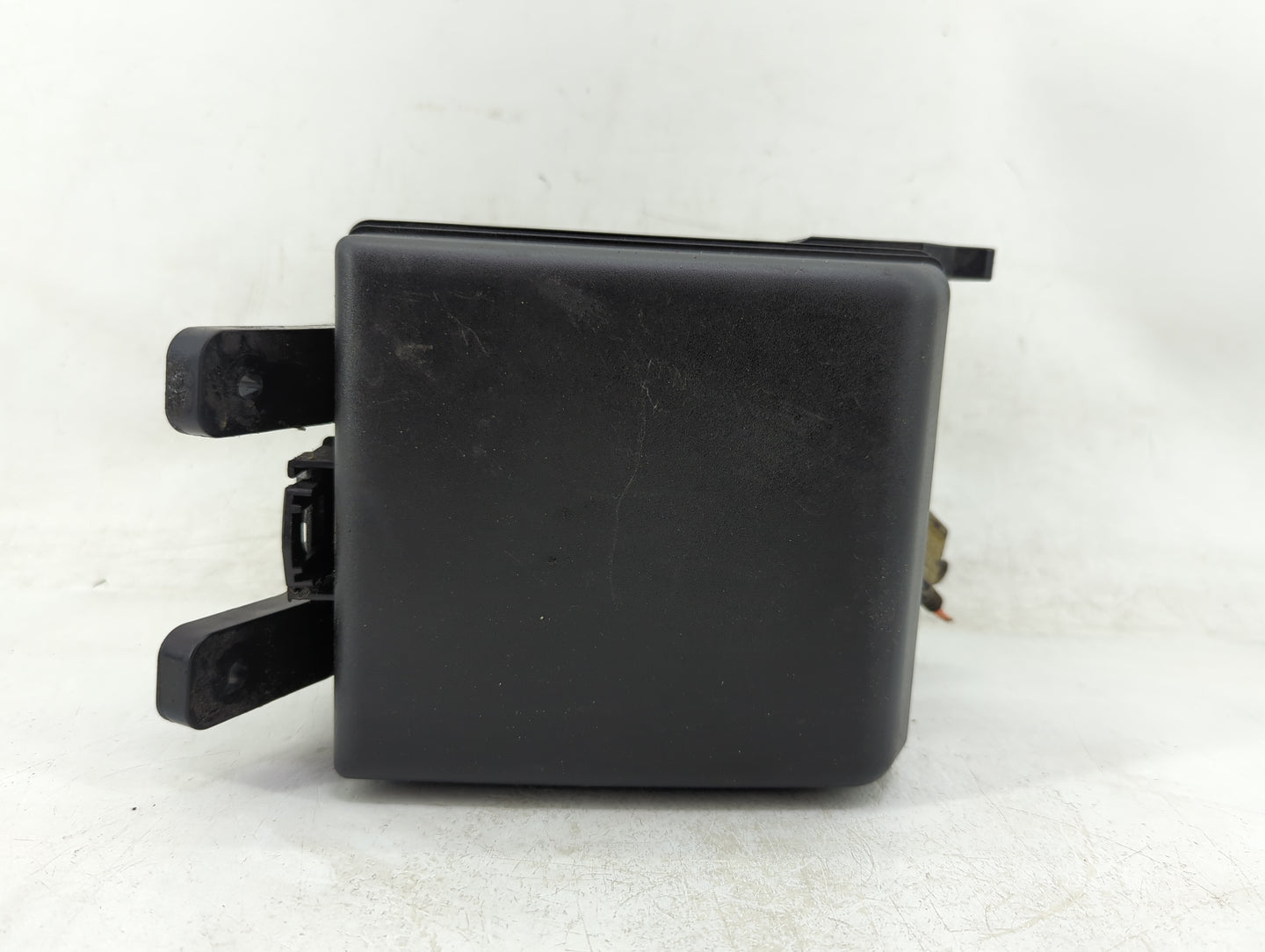 2014-2016 Kia Sportage Fusebox Fuse Box Panel Relay Module Fits Fits 2014 2015 2016 OEM Used Auto Parts - Oemusedautoparts1.