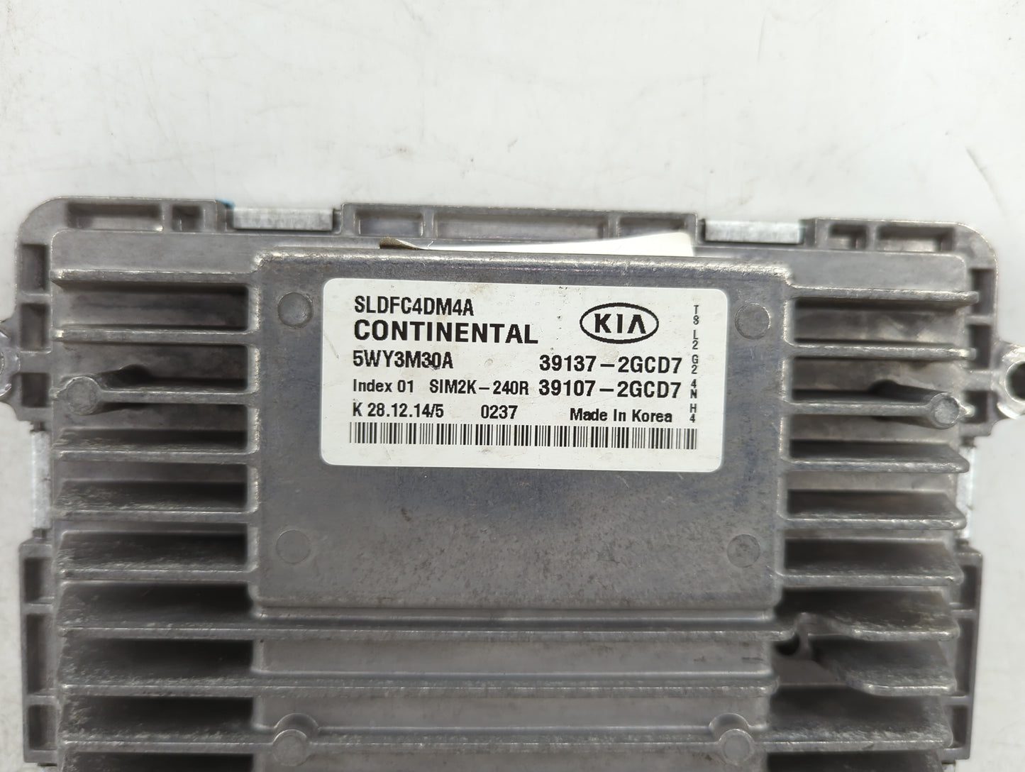 2014-2016 Kia Sportage PCM Engine Control Computer ECU ECM PCU OEM P/N:39107-2GCD7 39137-2GCD7 Fits Fits 2014 2015 2016 OEM 