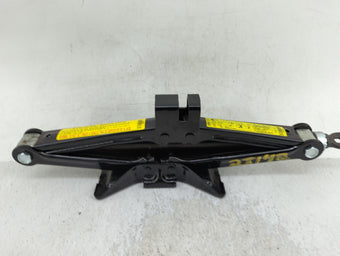 compare product 2016 Kia Sportage Spare Scissor Car Jack 1415298