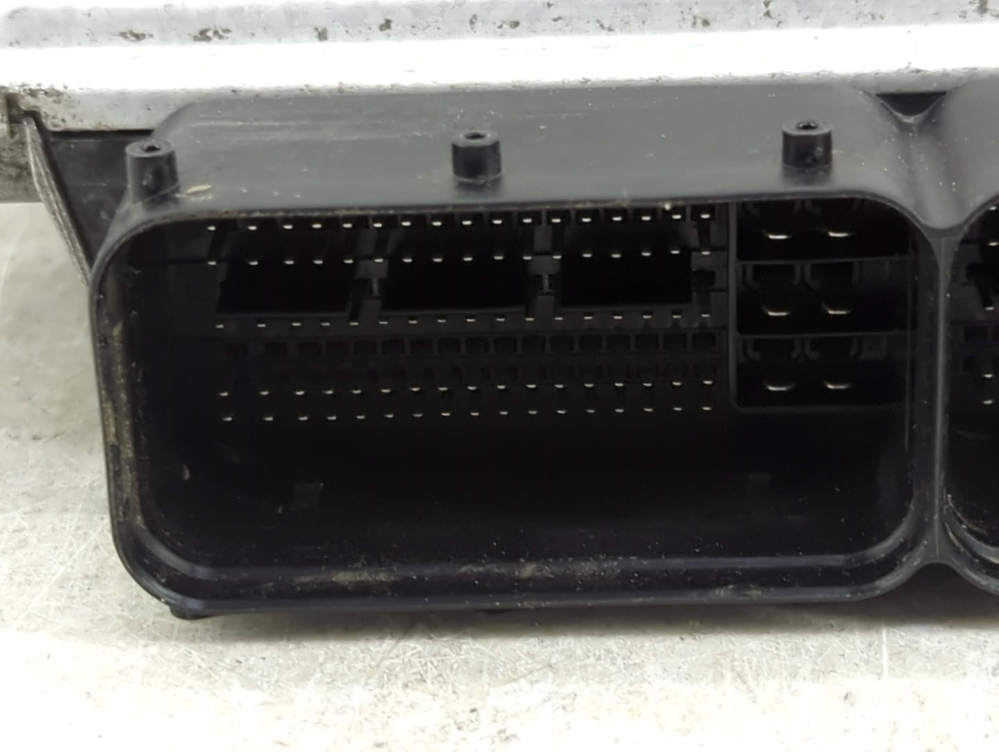 2014-2016 Kia Sportage PCM Engine Control Computer ECU ECM PCU OEM P/N:39107-2GCE3 39137-2GCE3 Fits Fits 2014 2015 2016 OEM 