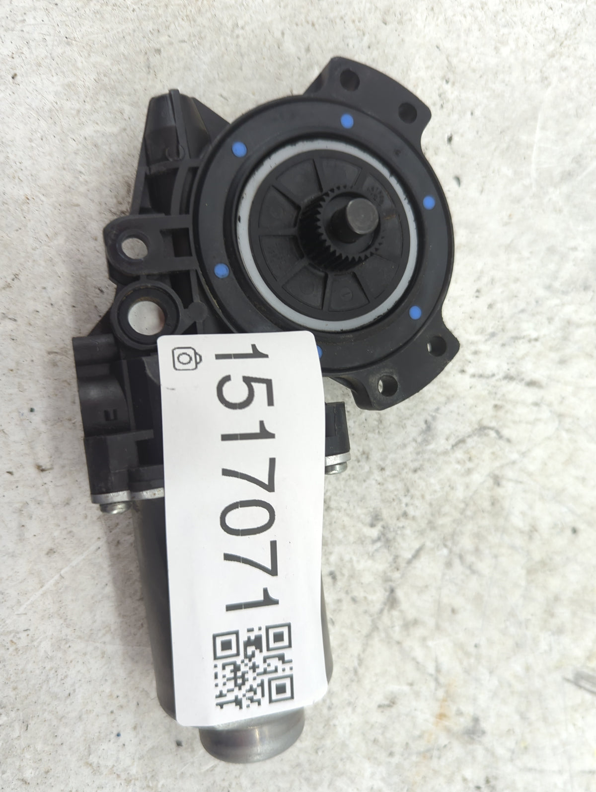 2011-2016 Kia Sportage Passenger Front Right Power Window Motor 1517071 - Oemusedautoparts1.com