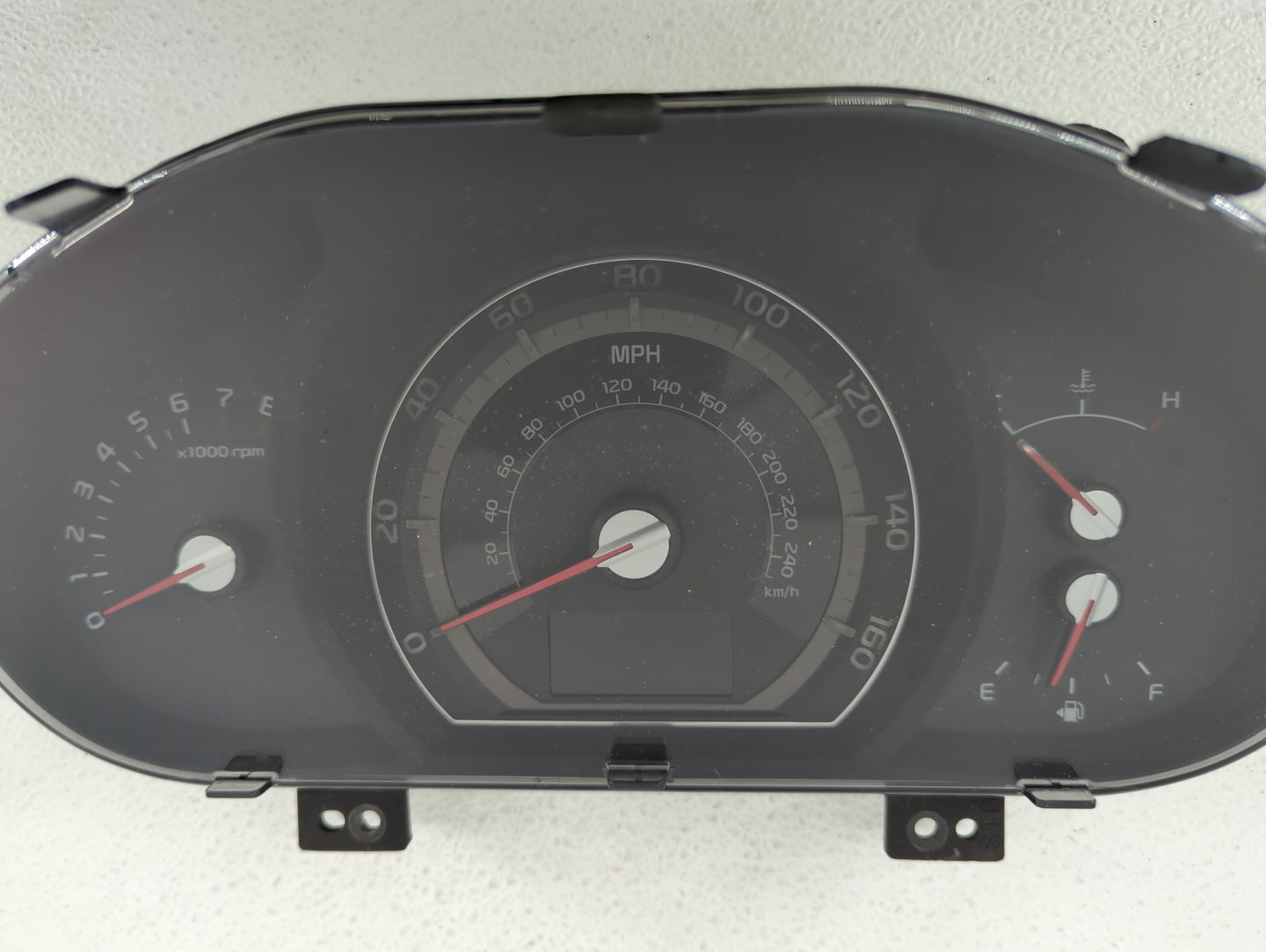 2014-2016 Kia Sportage Instrument Cluster Speedometer Gauges P/N:94021-3W020 94021-3W025 Fits Fits 2014 2015 2016 OEM Used A
