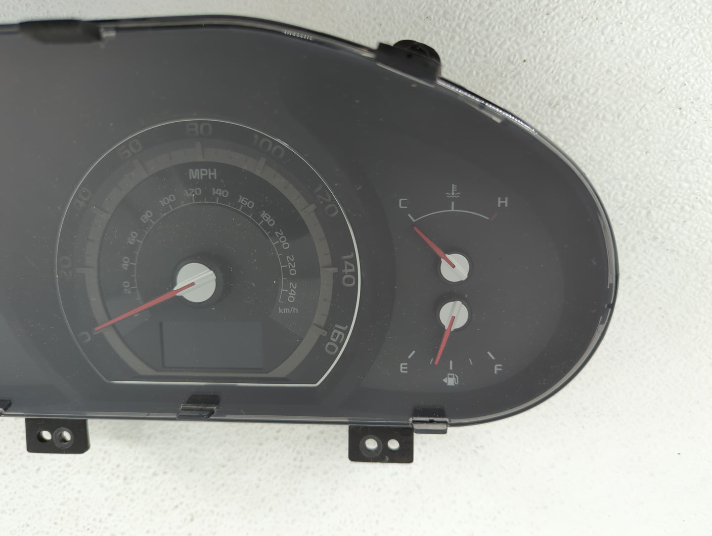 2014-2016 Kia Sportage Instrument Cluster Speedometer Gauges P/N:94021-3W020 94021-3W025 Fits Fits 2014 2015 2016 OEM Used A