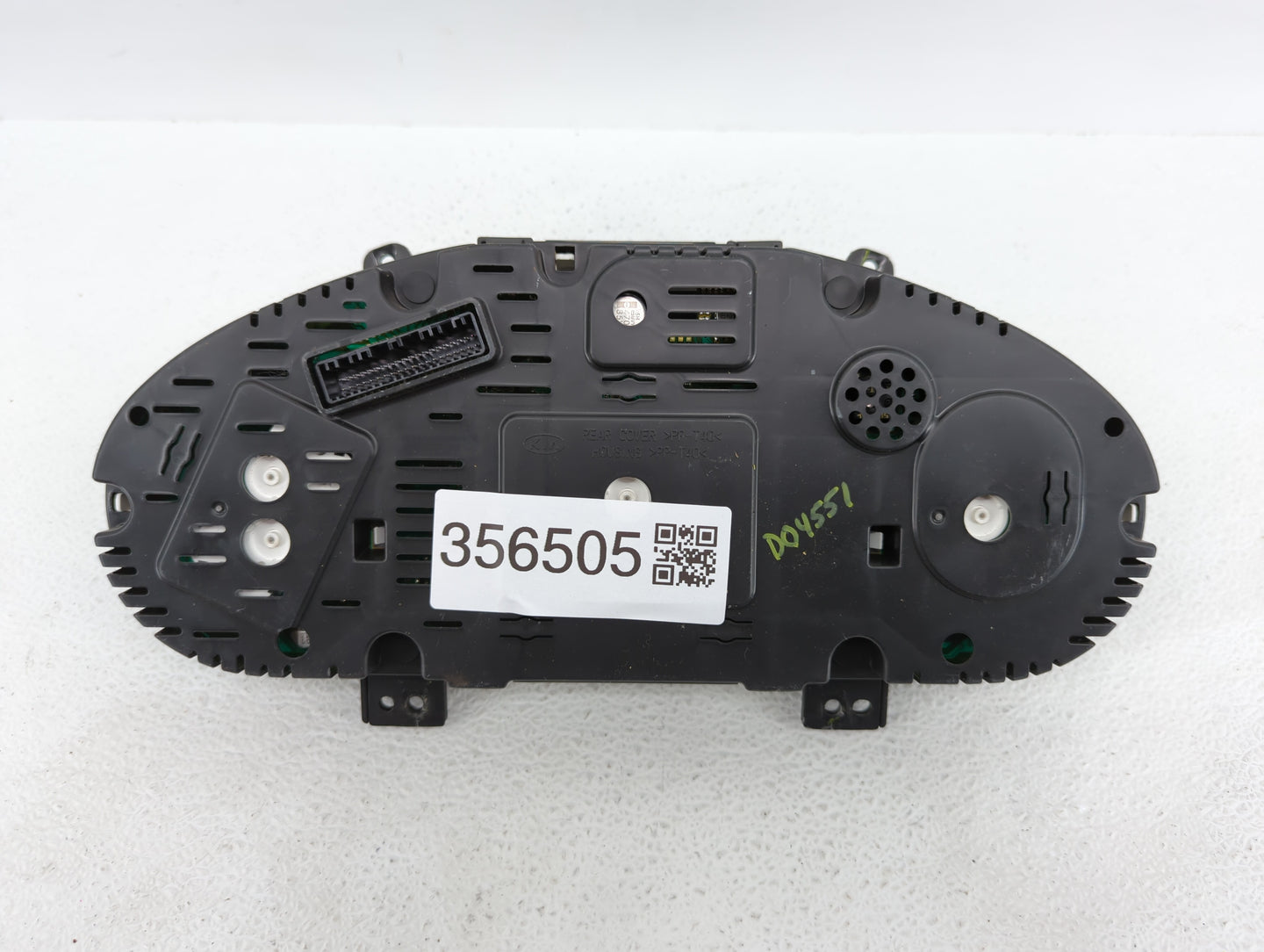 2014-2016 Kia Sportage Instrument Cluster Speedometer Gauges P/N:94021-3W020 94021-3W025 Fits Fits 2014 2015 2016 OEM Used A