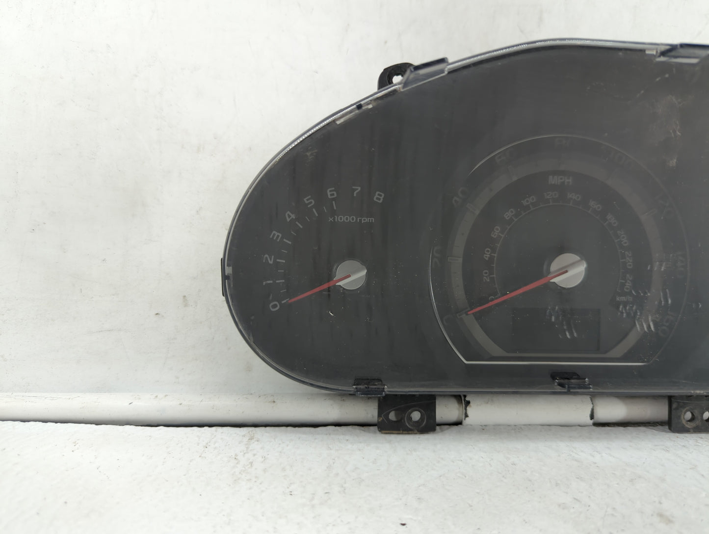 2014-2016 Kia Sportage Instrument Cluster Speedometer Gauges P/N:94021-3W020 94021-3W025 Fits Fits 2014 2015 2016 OEM Used A
