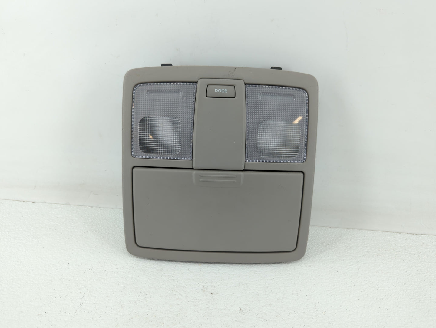 2016 Kia Sportage Overhead Roof Console Grey - Oemusedautoparts1.com