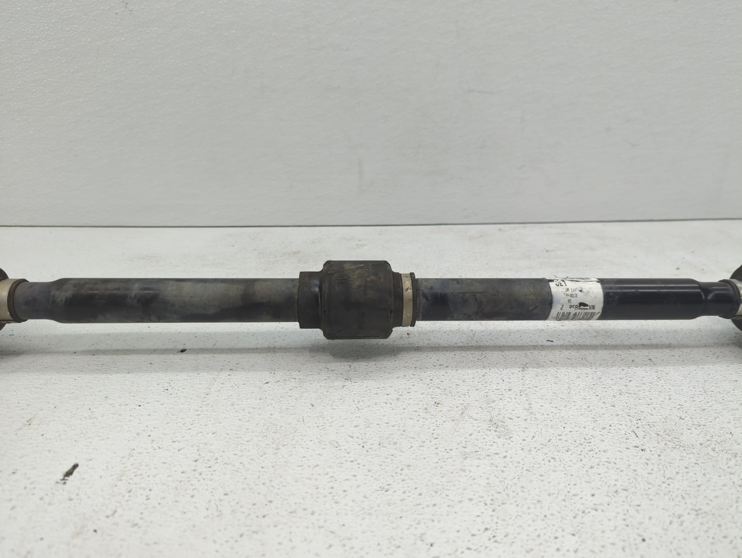2014-2016 Kia Sportage Axle Shaft Front Passenger Cv C/v - Oemusedautoparts1.com