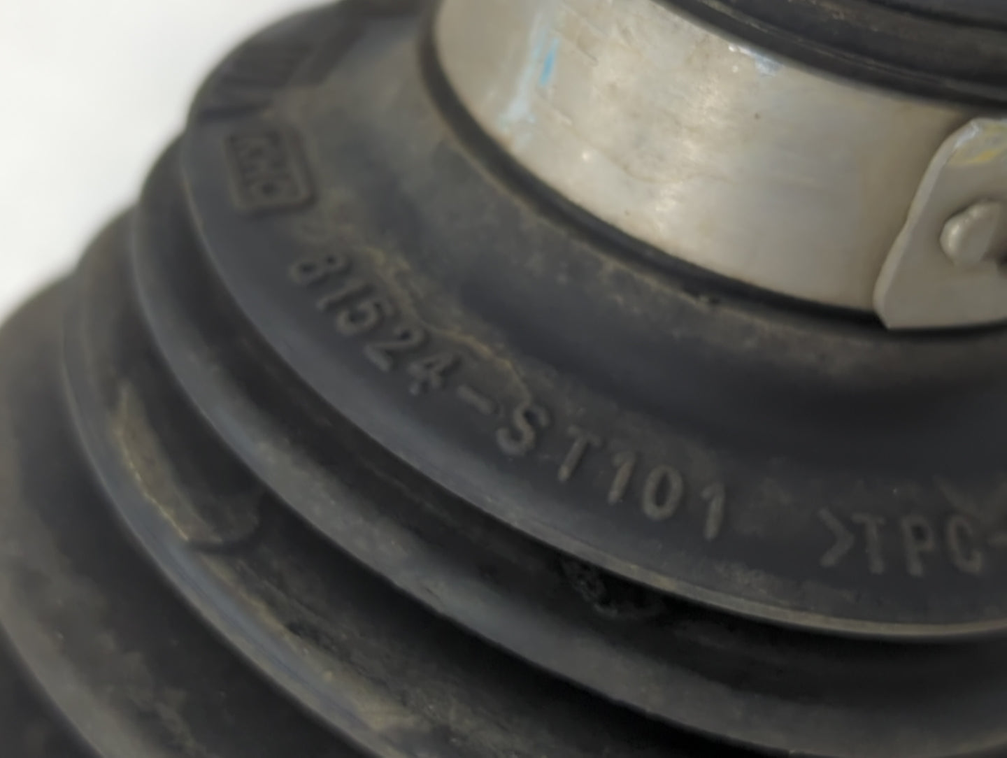 2014-2016 Kia Sportage Axle Shaft Front Passenger Cv C/v - Oemusedautoparts1.com