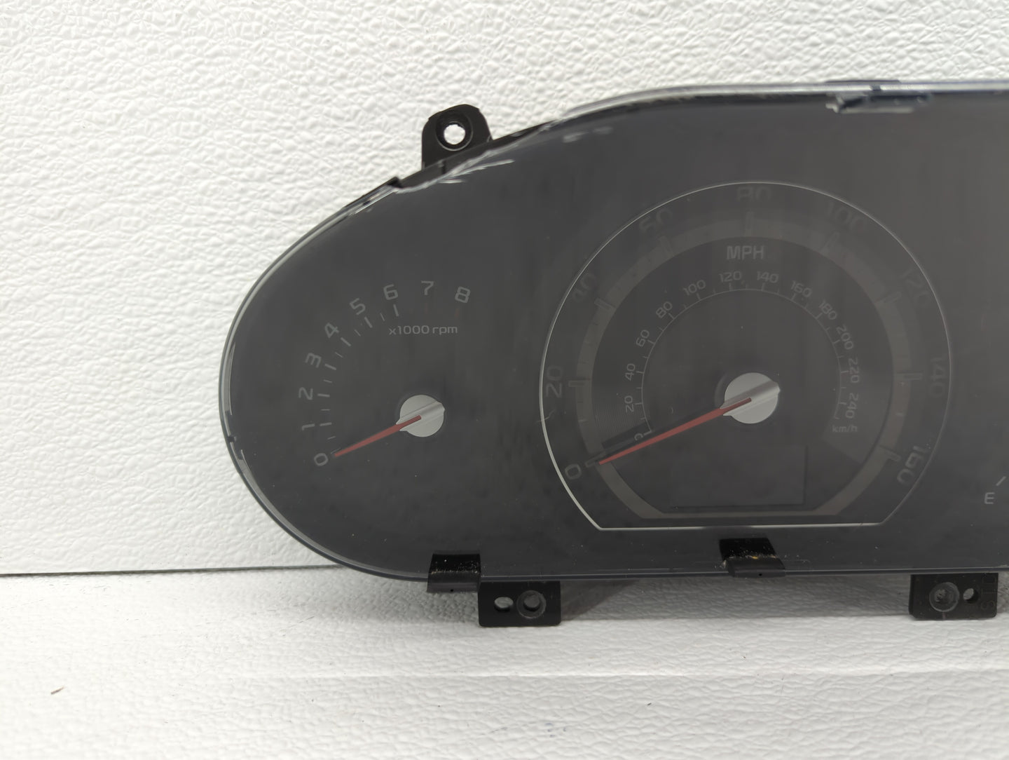 2014-2016 Kia Sportage Instrument Cluster Speedometer Gauges P/N:94021-3W020 94021-3W025 Fits Fits 2014 2015 2016 OEM Used A