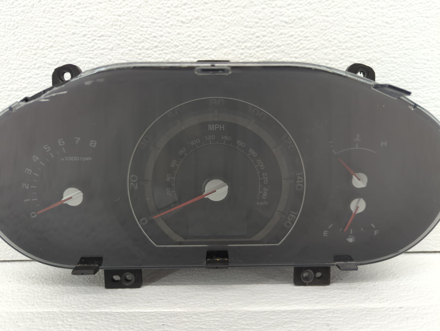 2014-2016 Kia Sportage Instrument Cluster Speedometer Gauges P/N:94021-3W020 94021-3W025 Fits Fits 2014 2015 2016 OEM Used A