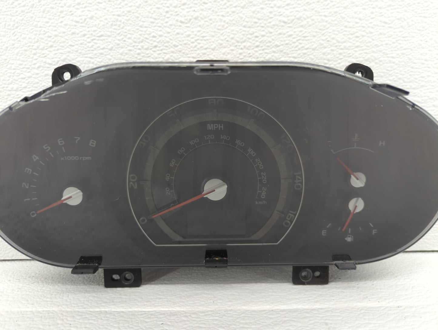 2014-2016 Kia Sportage Instrument Cluster Speedometer Gauges P/N:94021-3W020 94021-3W025 Fits Fits 2014 2015 2016 OEM Used A