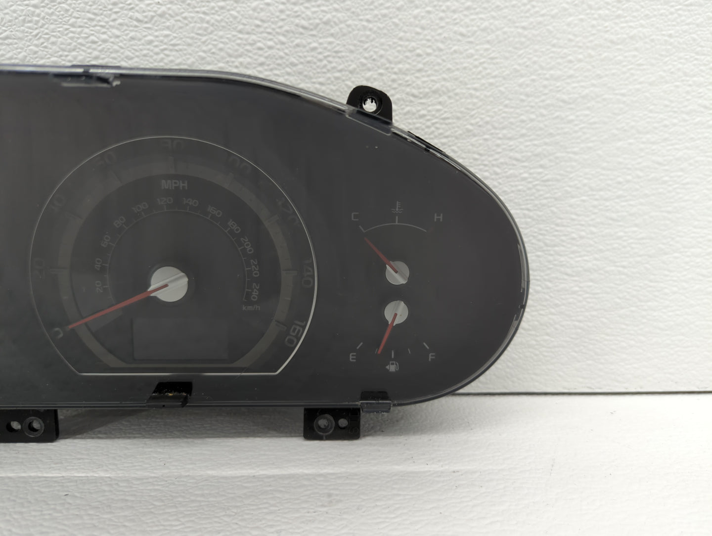 2014-2016 Kia Sportage Instrument Cluster Speedometer Gauges P/N:94021-3W020 94021-3W025 Fits Fits 2014 2015 2016 OEM Used A