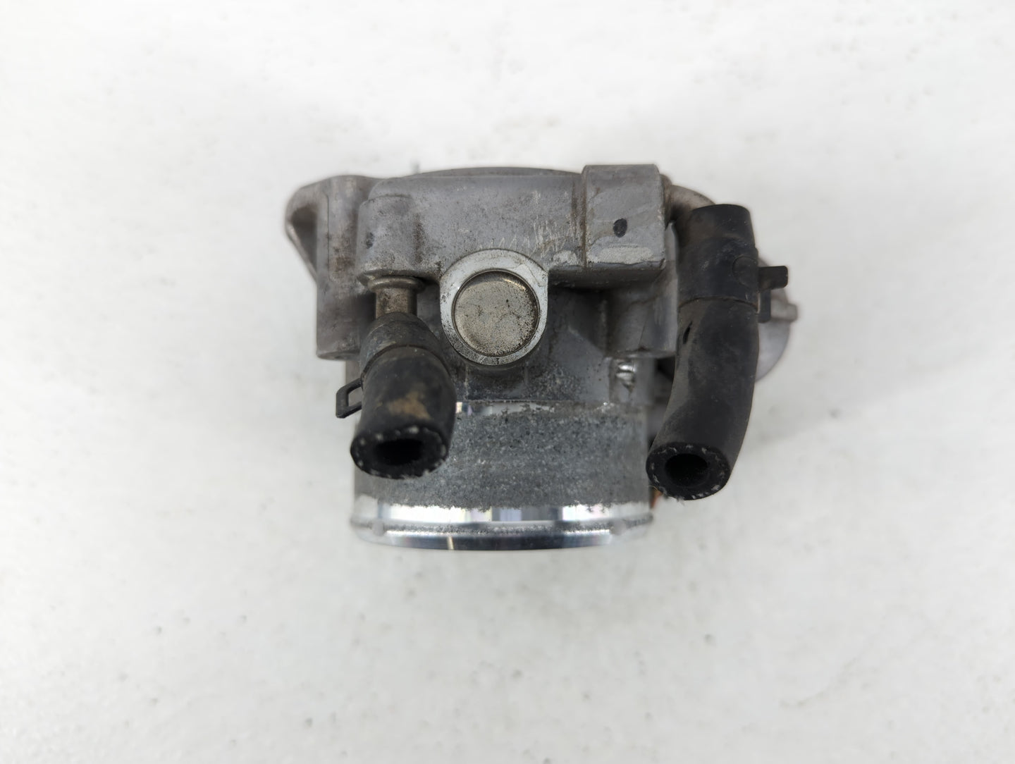 2014-2016 Kia Sportage Throttle Body P/N:2B54430Y 35100-2G700 Fits Fits 2011 2012 2013 2014 2015 2016 OEM Used Auto Parts - 