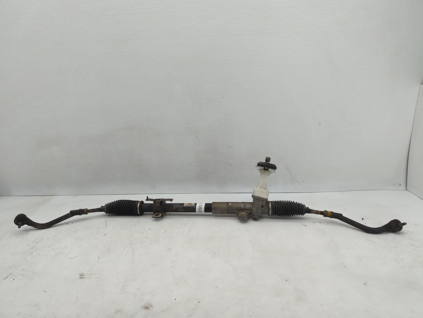 2016 Kia Sportage Rack and Pinion Steering Gear P/N:LM14GCJBBKC-133 56500-2S010 Fits OEM Used Auto Parts - Oemusedautoparts1