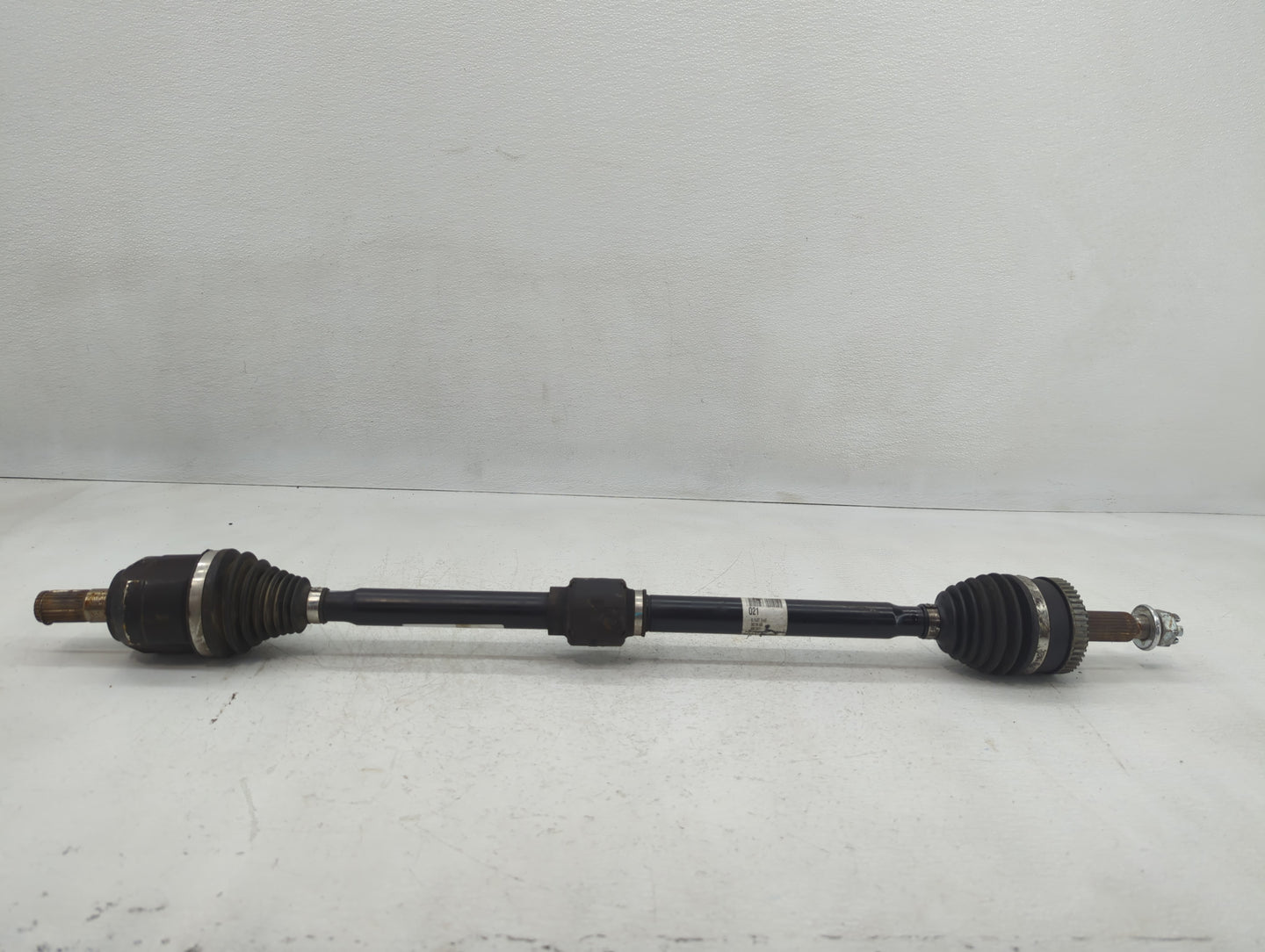 2014-2016 Kia Sportage Axle Shaft Front Driver Cv C/v - Oemusedautoparts1.com